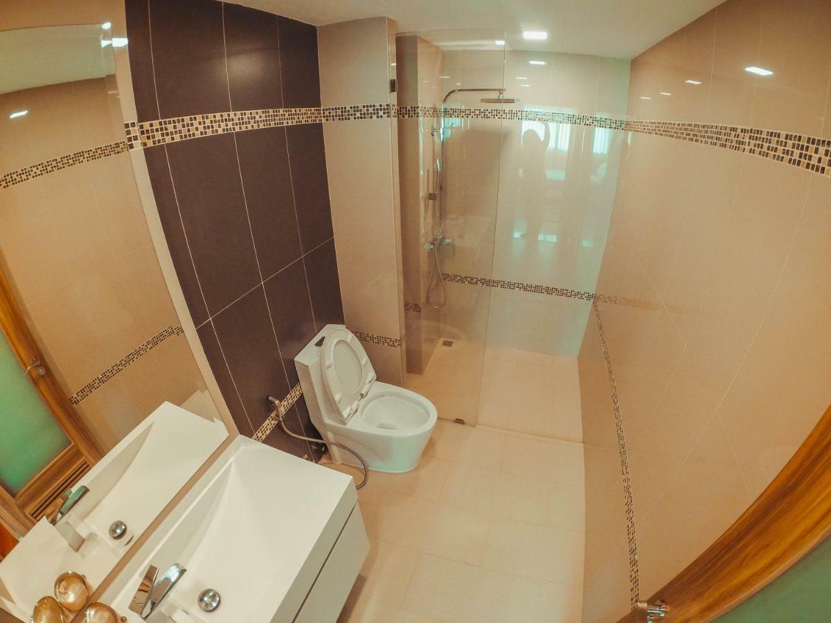 Club Royal Suites Pattaya Exterior photo